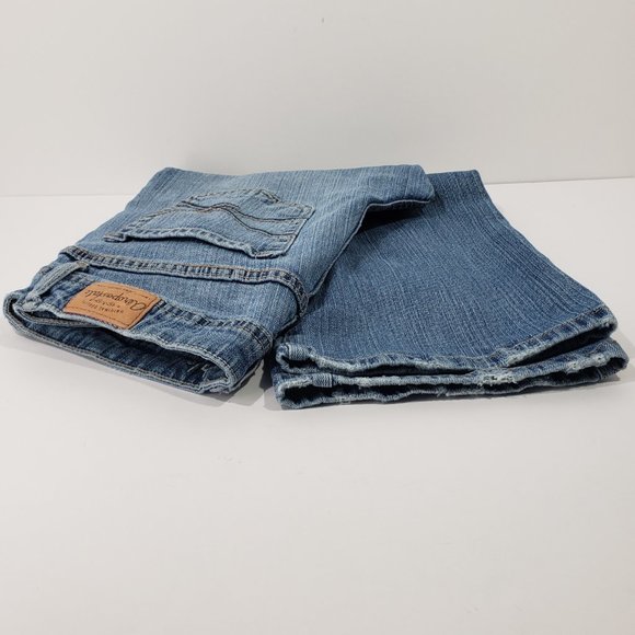 Aeropostale Women's Jeans Size 4 Regular Chelsea Boot Cut - Picture 2 of 12